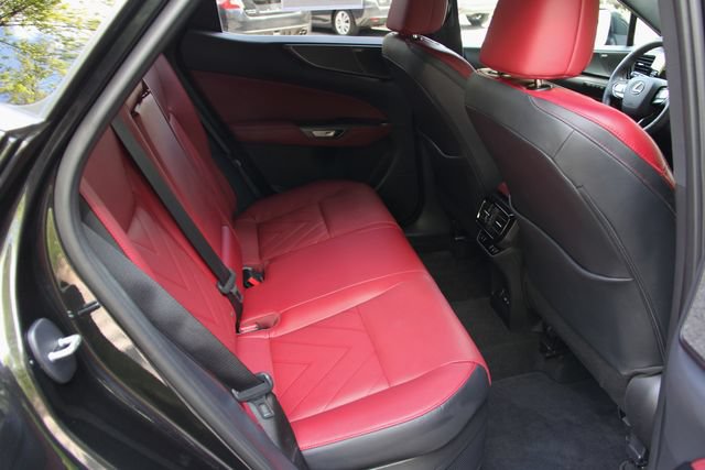 Used 2025 Lexus NX 350h AWD w/ Rear Seat Package image 38