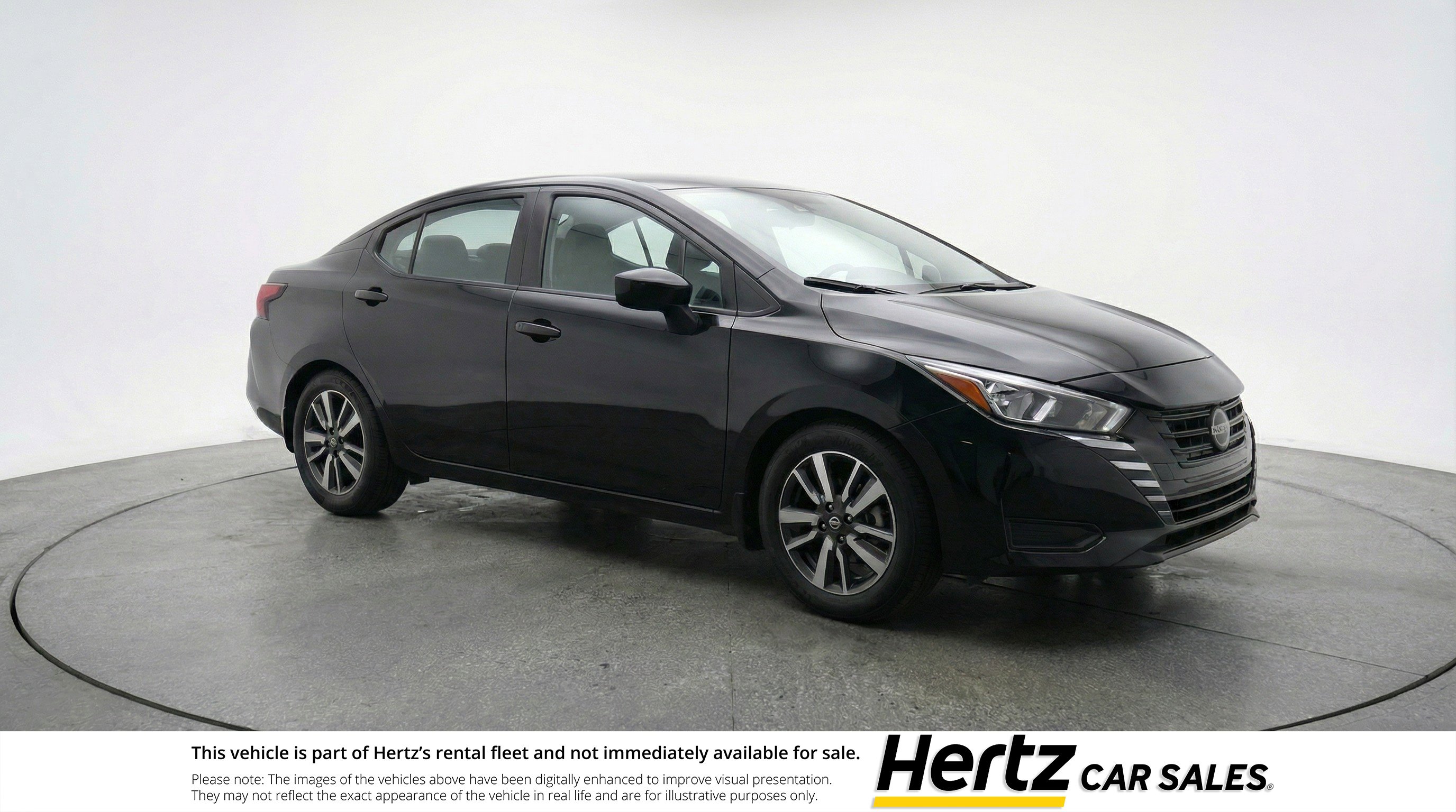 Used 2025 Nissan Versa SV image 1