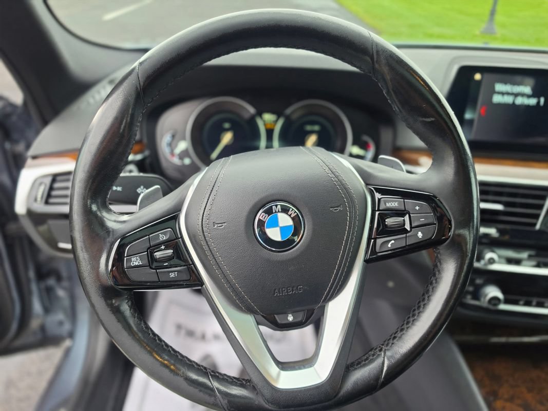 Used 2019 BMW 540i xDrive w/ Premium Package AWD/4WD image 11