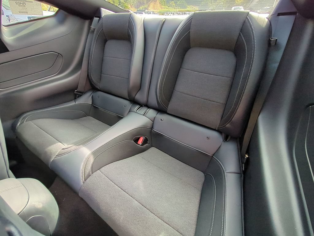 Used 2025 Ford Mustang Coupe RWD image 18