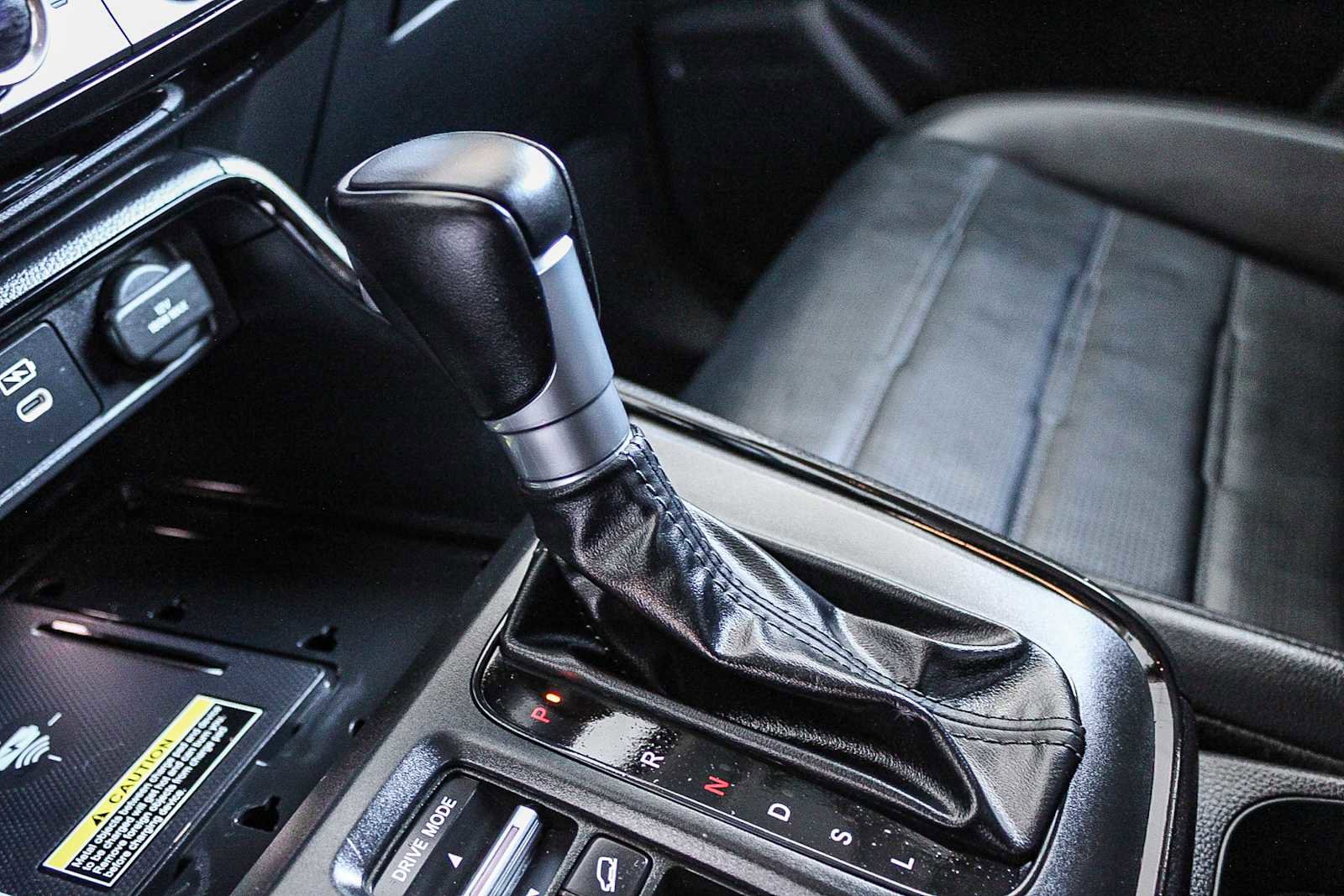 Used 2025 Honda CR-V EX-L image 19