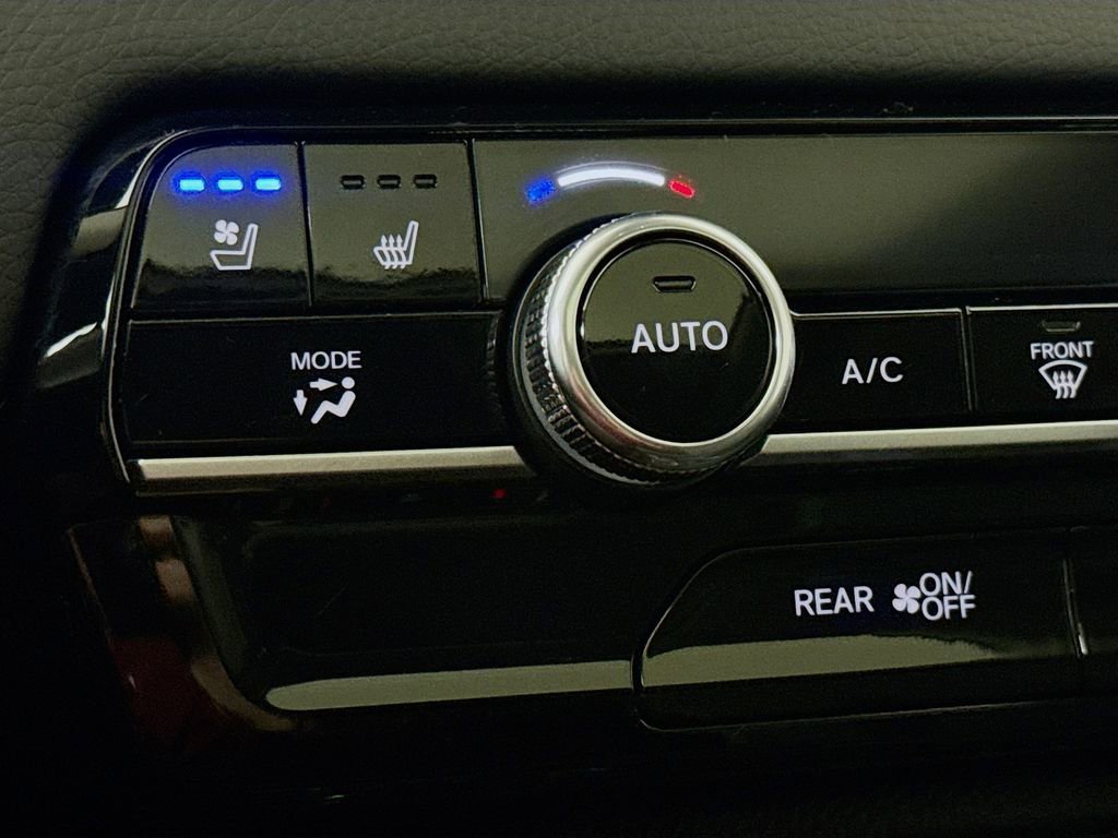 Used 2023 Honda Pilot Elite image 20