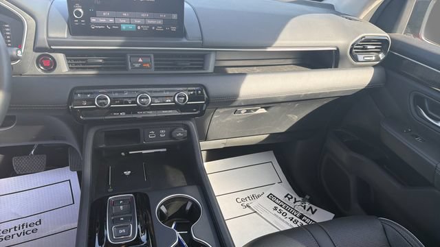 Certified 2025 Honda Pilot Elite image 21
