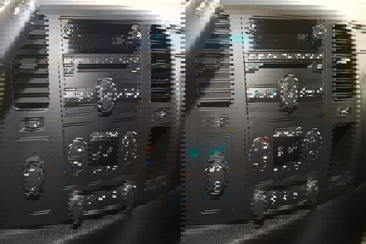 Used 2013 Chevrolet Silverado 1500 LT w/ All-Star Edition image 23