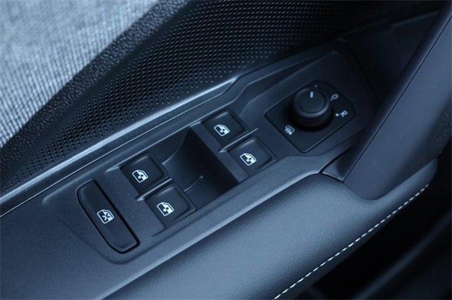 New 2025 Volkswagen Tiguan S image 17