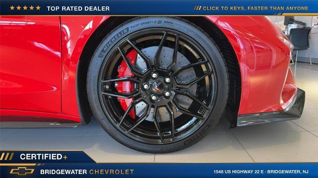 Used 2024 Chevrolet Corvette Z06 RWD image 3