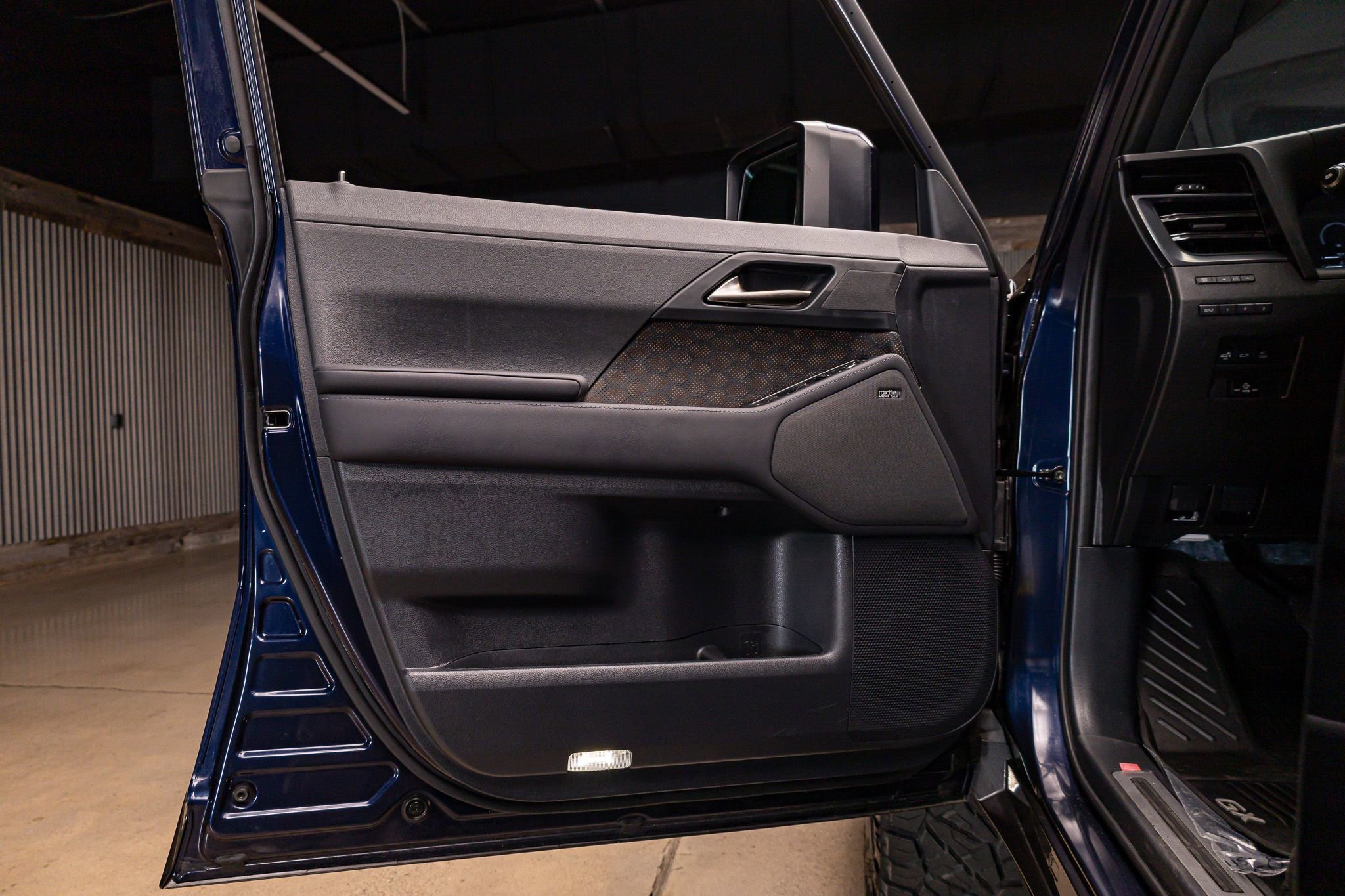 Used 2025 Lexus GX 550 image 29