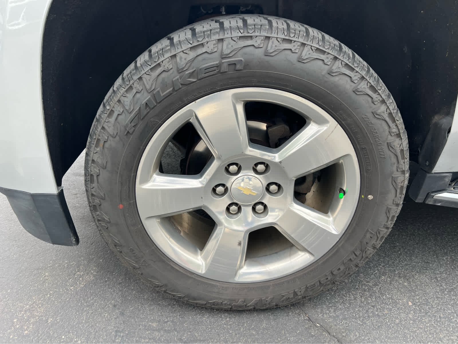 Used 2020 Chevrolet Suburban Premier image 13