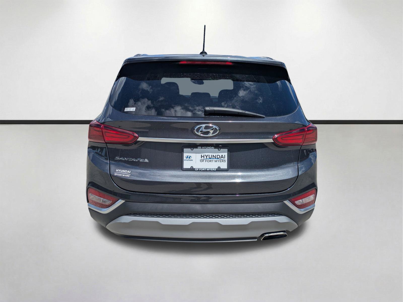 Used 2020 Hyundai Santa Fe SE FWD image 6