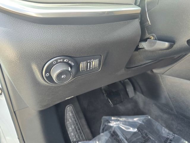 Used 2024 Jeep Compass Limited AWD/4WD image 22