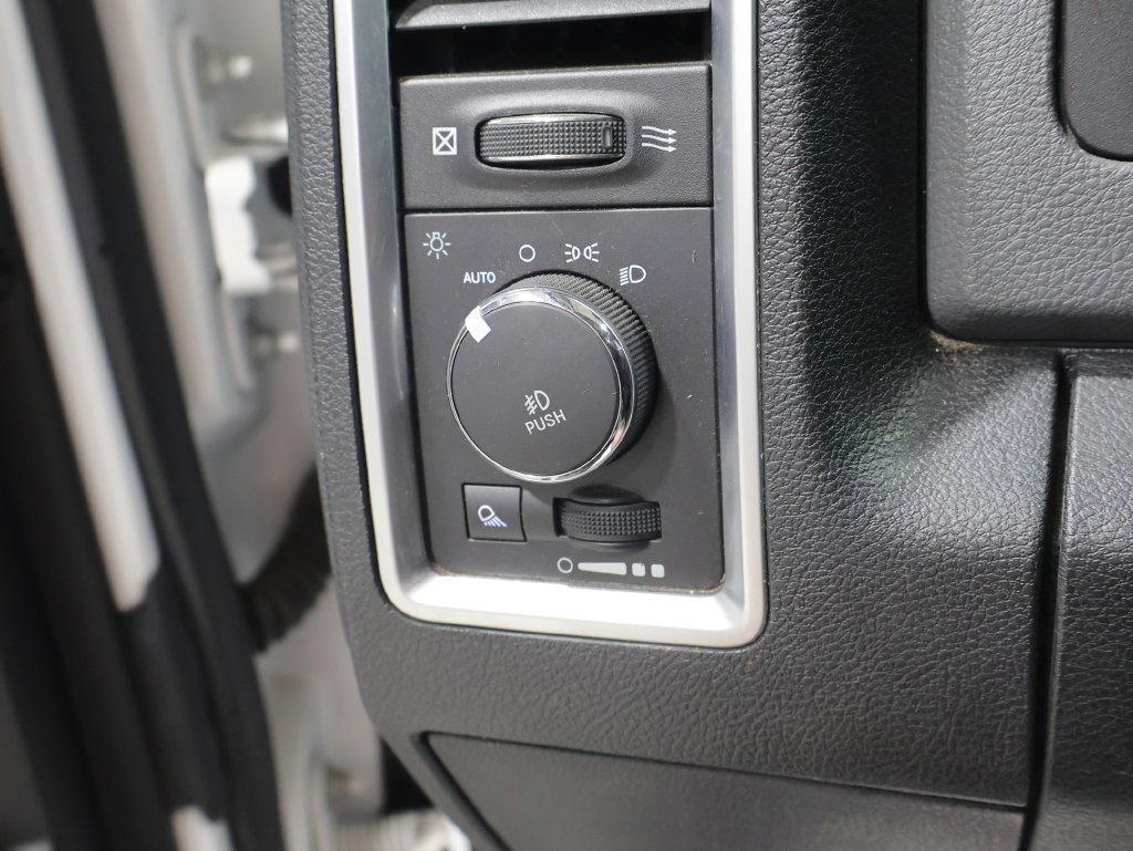 Used 2017 RAM 1500 Big Horn AWD/4WD image 34