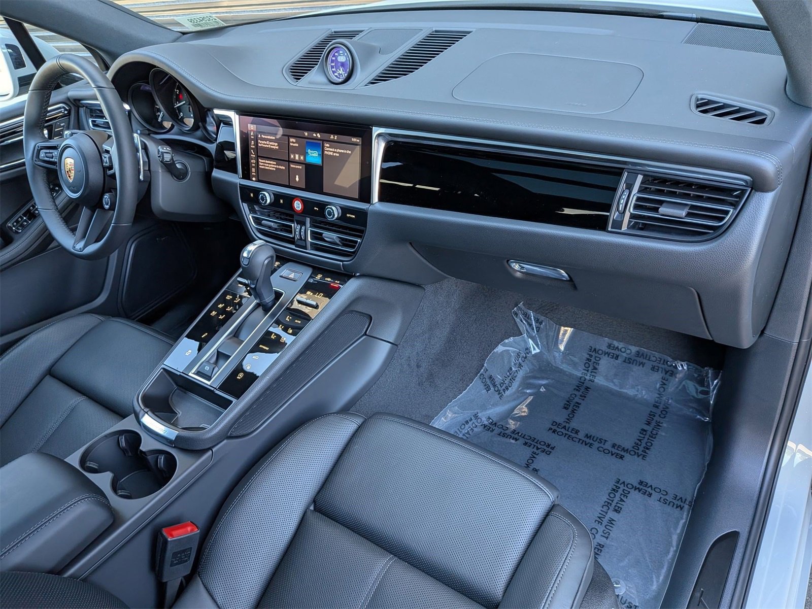 New 2025 Porsche Macan image 26