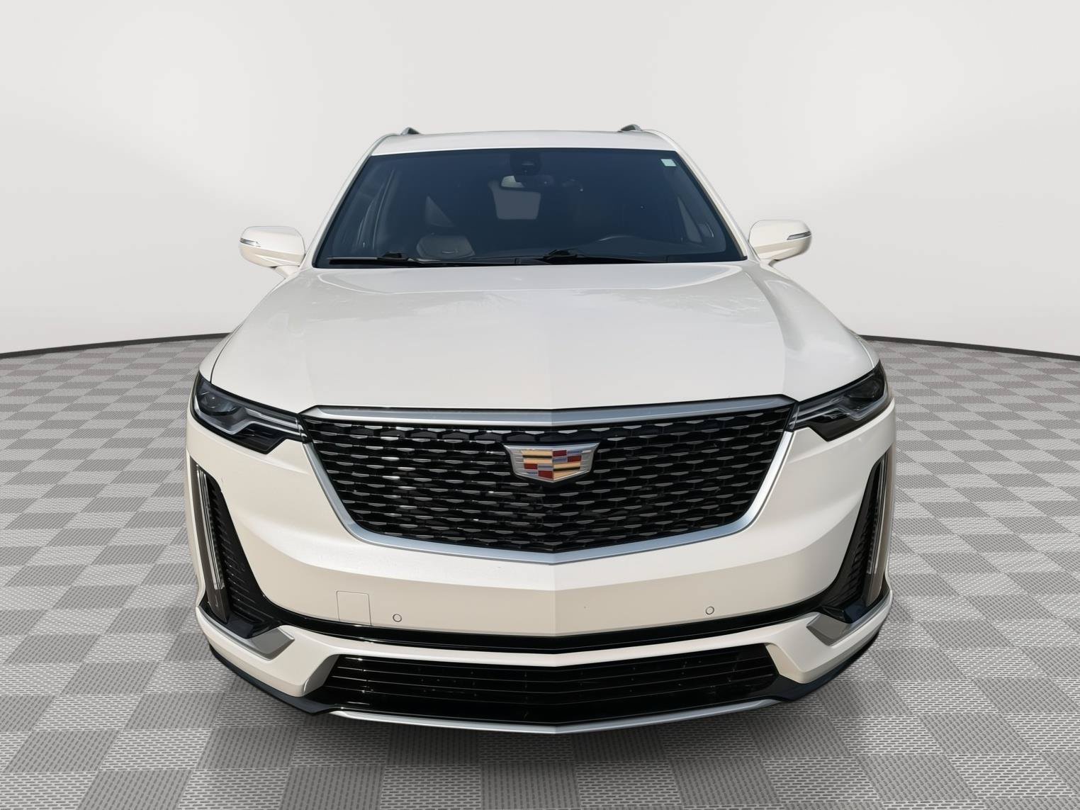 Used 2021 Cadillac XT6 Premium Luxury AWD/4WD image 2