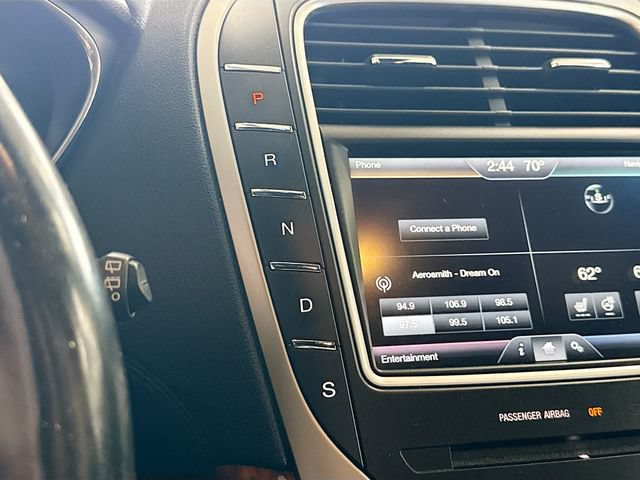 Used 2016 Lincoln MKX Select w/ Select Plus Package AWD/4WD image 17