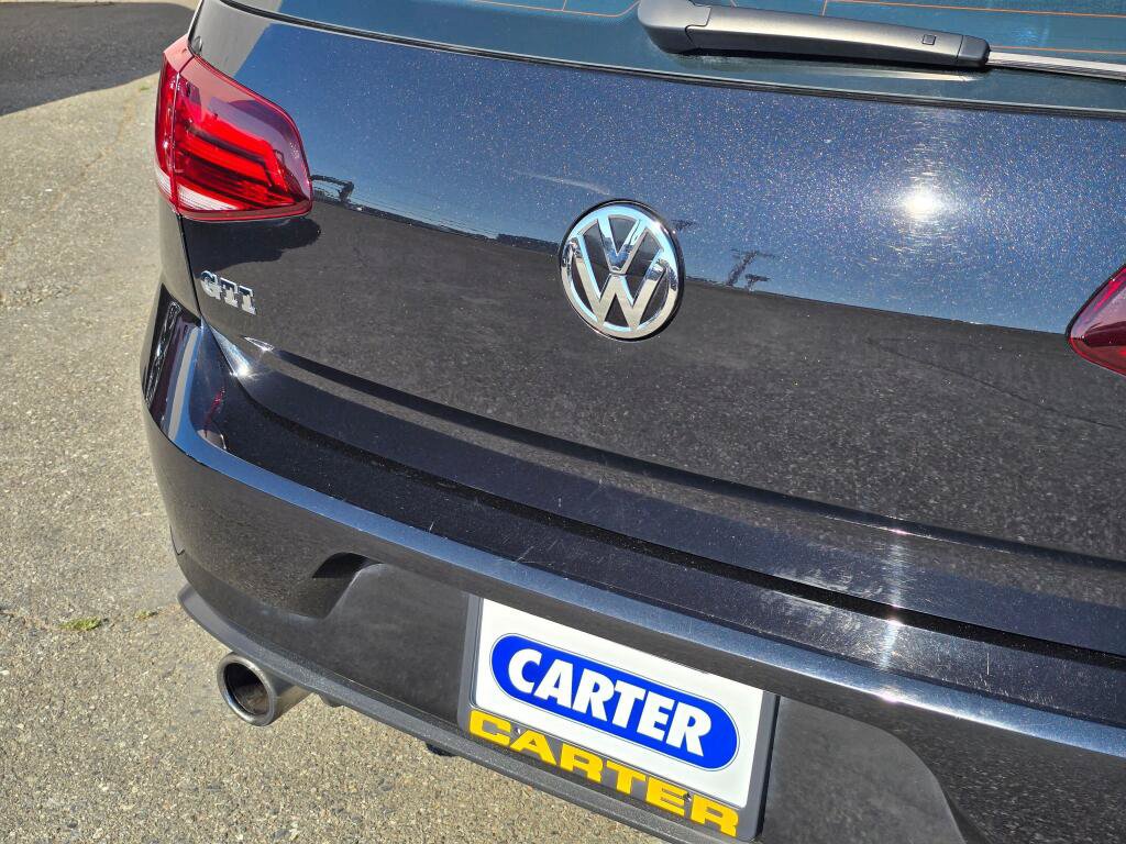 Used 2018 Volkswagen GTI S FWD image 15
