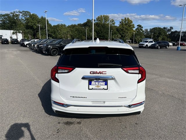 Used 2022 GMC Terrain Denali image 7