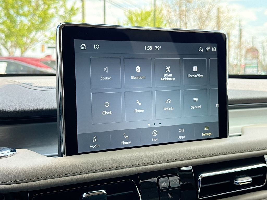 Used 2023 Lincoln Aviator AWD w/ Class IV Trailer Tow Package image 25