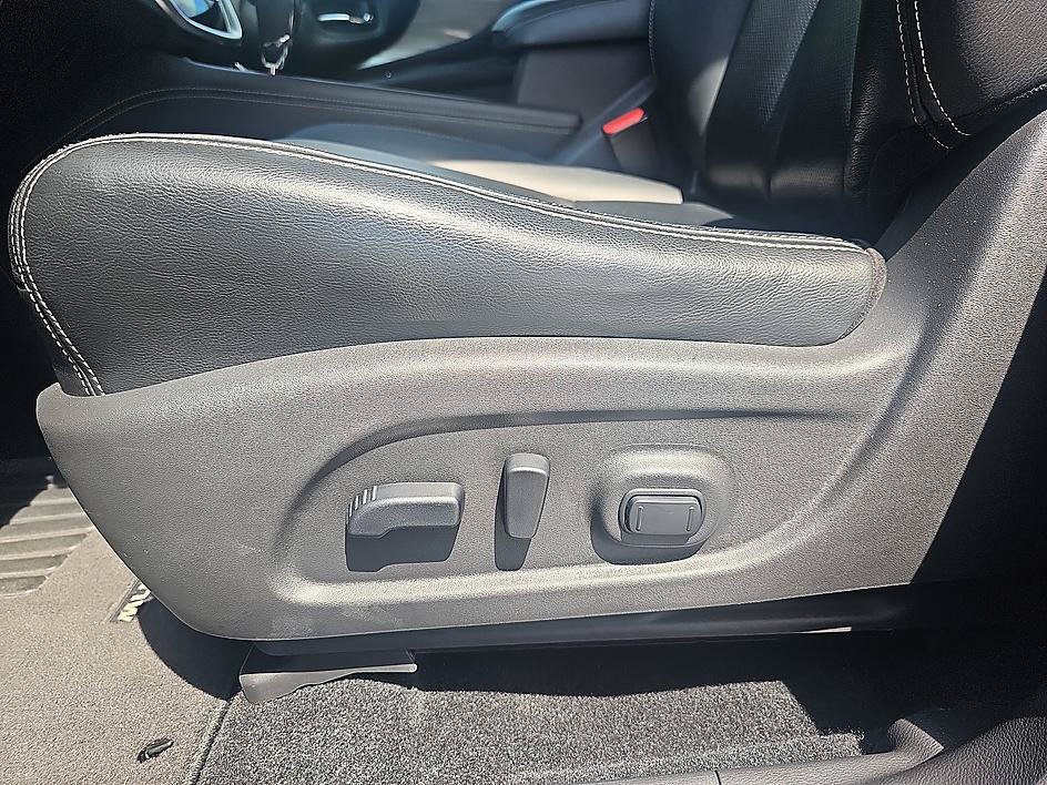 Used 2016 Nissan Murano SL FWD image 15