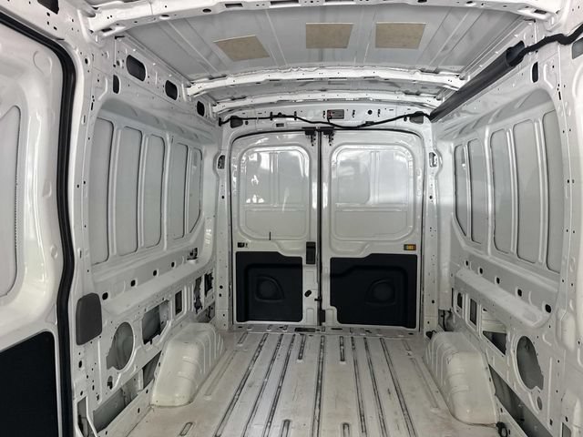 Used 2023 Ford Transit 250 Medium Roof AWD image 34