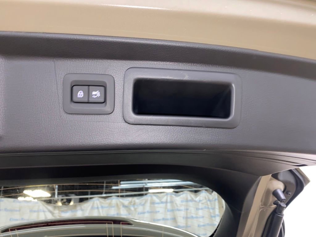 Used 2026 MAZDA CX-50 Meridian Edition w/ Cargo Package image 19