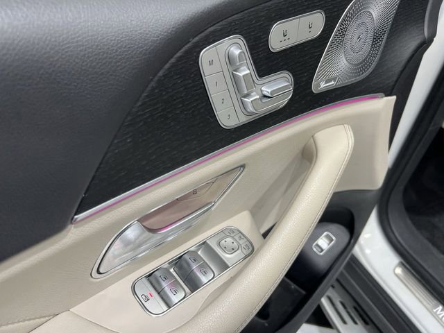 Used 2020 Mercedes-Benz GLS 450 4MATIC image 23