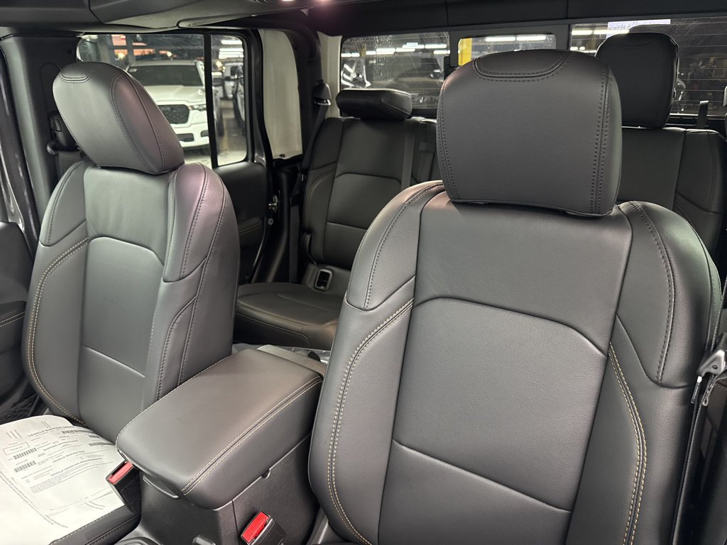 New 2026 Jeep Gladiator Mojave AWD/4WD image 23