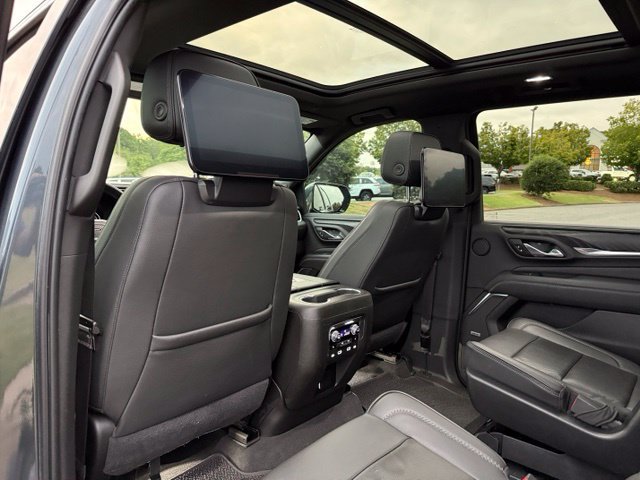 Used 2021 GMC Yukon XL Denali w/ Denali Premium Package AWD/4WD image 27