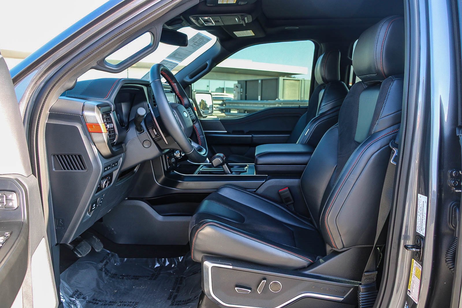 Used 2024 Ford F150 Raptor image 17