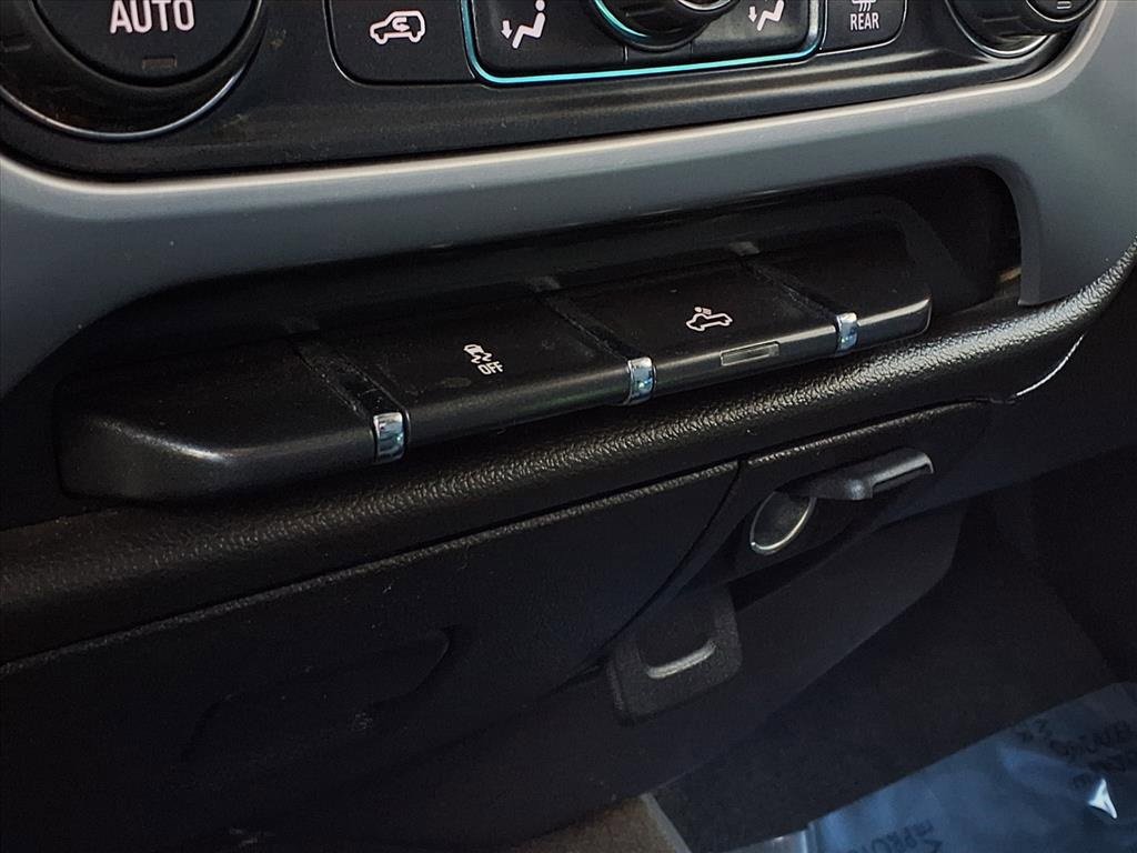 Used 2018 GMC Sierra 1500 SLE w/ SLE Value Package image 10