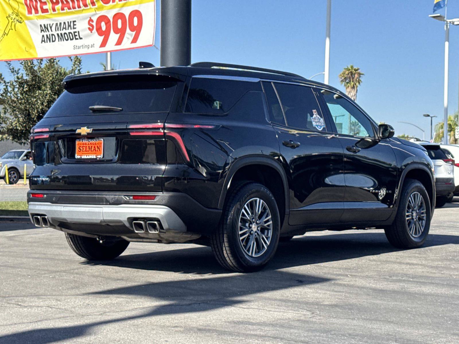 Used 2025 Chevrolet Traverse LT FWD image 5