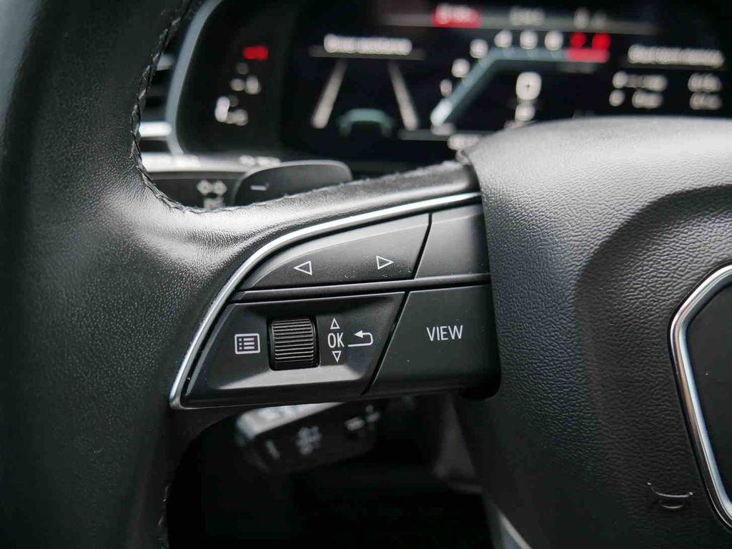 Used 2023 Audi Q7 3.0T Premium Plus image 42