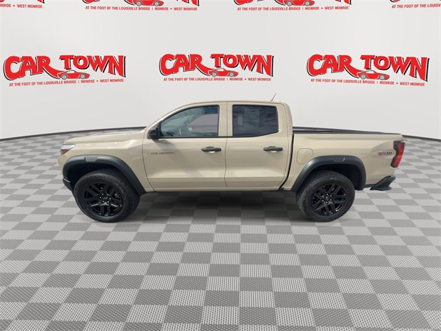 Used 2024 Chevrolet Colorado Trail Boss w/ Technology Package image 5