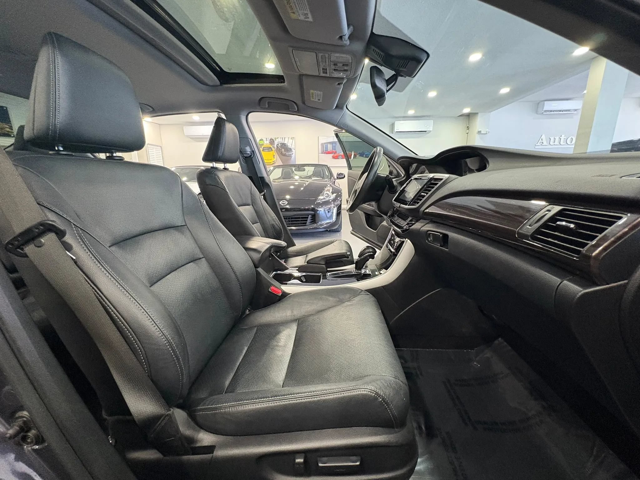 Used 2016 Honda Accord EX-L image 16