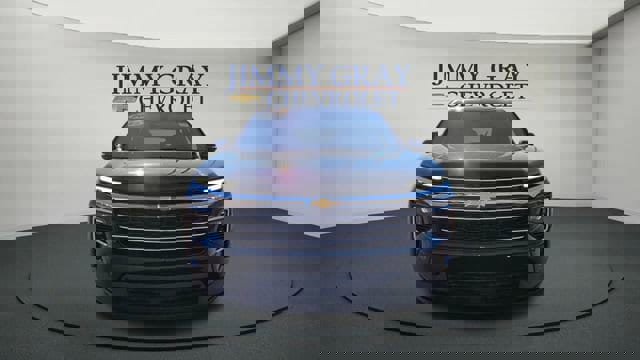 Used 2025 Chevrolet Traverse LT image 8
