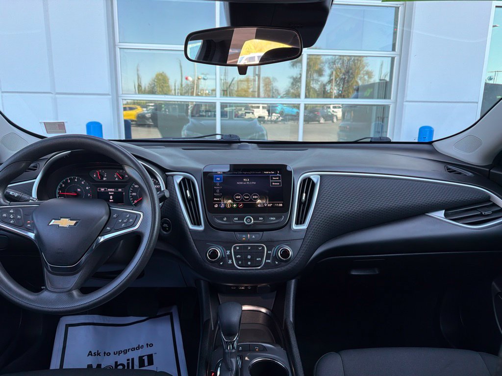 Used 2024 Chevrolet Malibu LT FWD image 22
