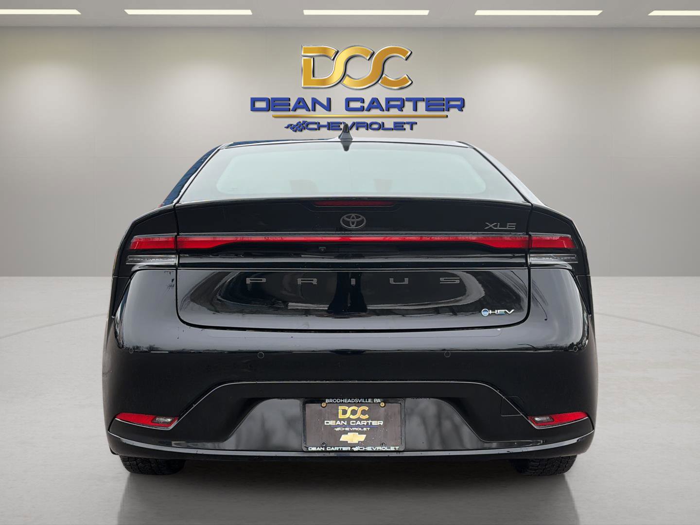 Used 2024 Toyota Prius XLE image 8