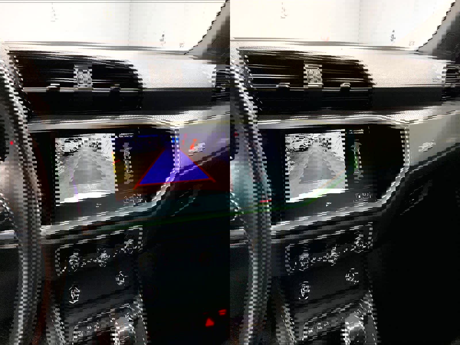 Certified 2023 Audi Q3 2.0T Premium w/ Black Optic Sport Package image 22