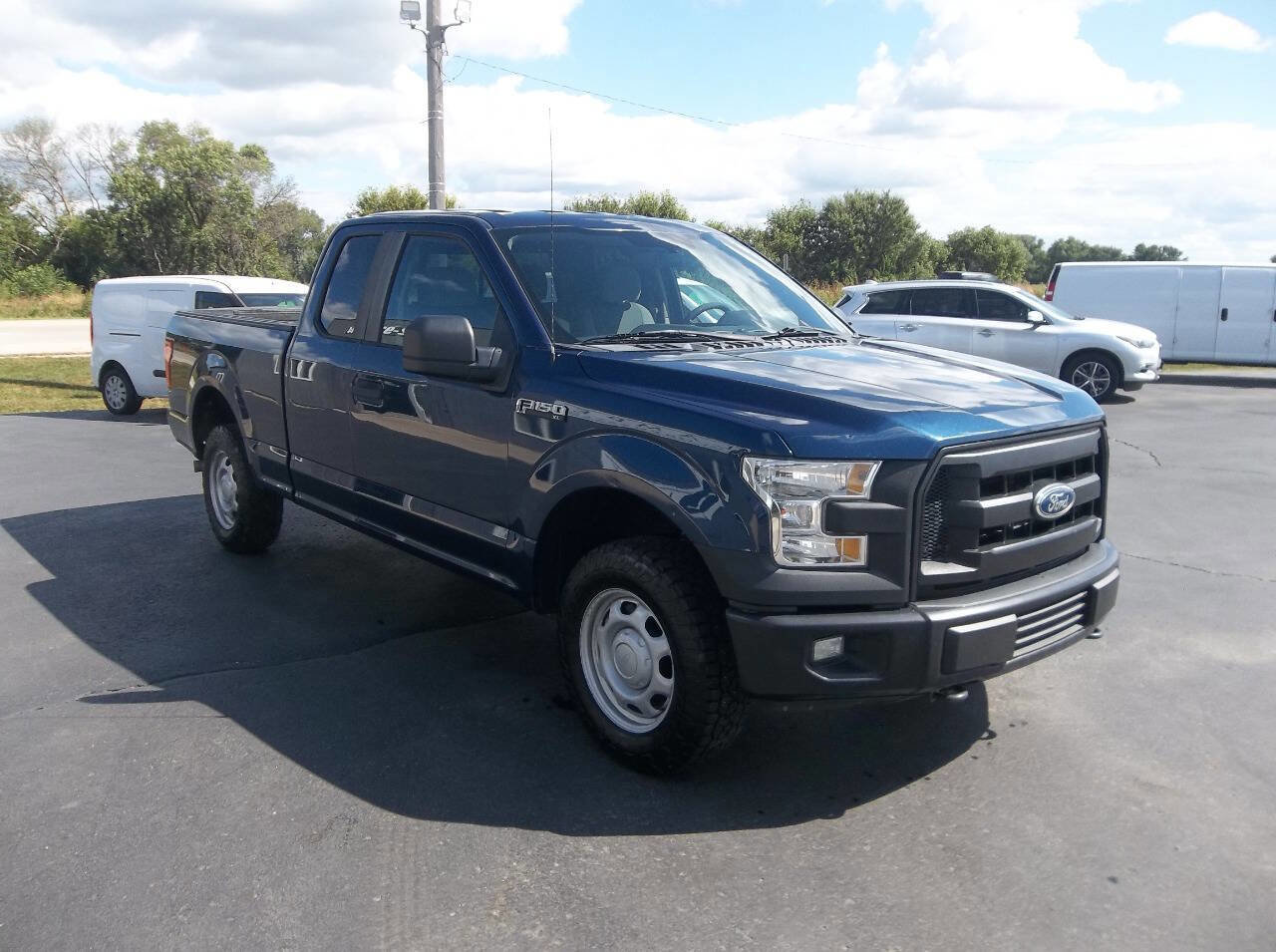 Used 2017 Ford F150 XL w/ Equipment Group 101A Mid image 5