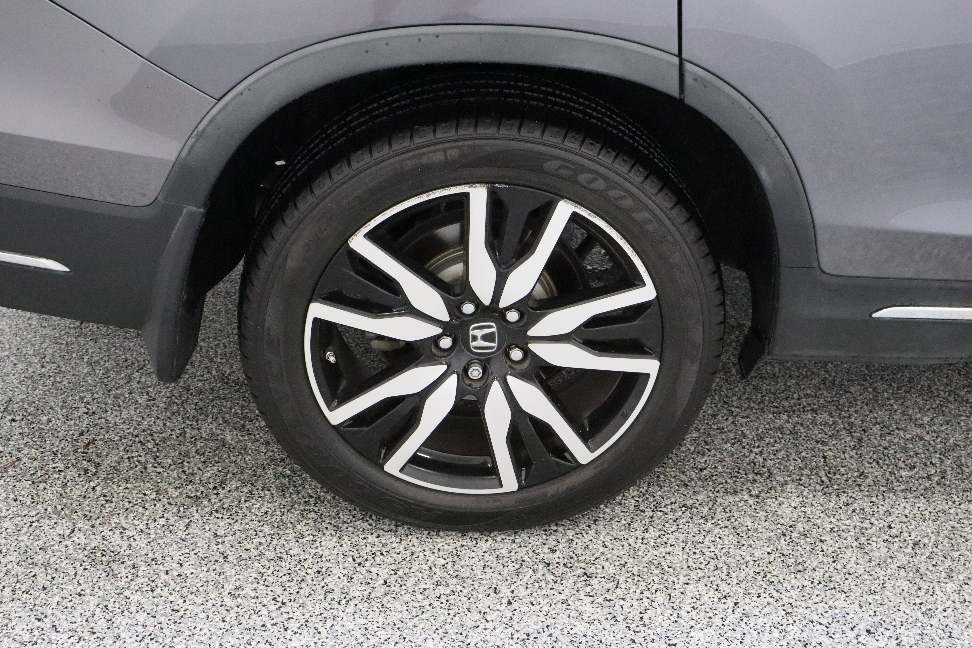 Used 2020 Honda Pilot Elite image 6