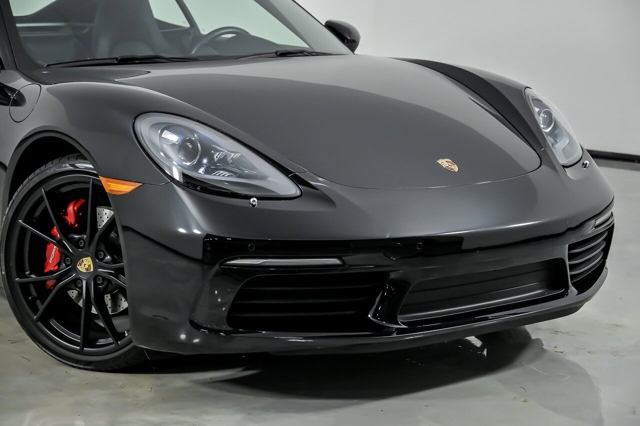 Used 2017 Porsche 718 Cayman S RWD image 3