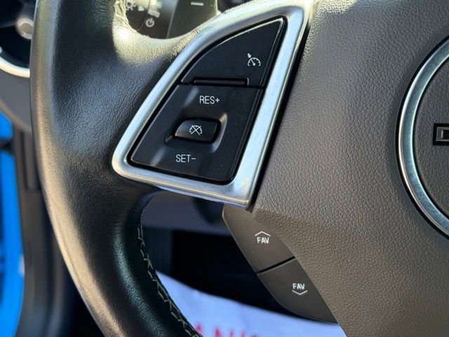 Used 2022 Chevrolet Camaro LT w/ Technology Package RWD image 17