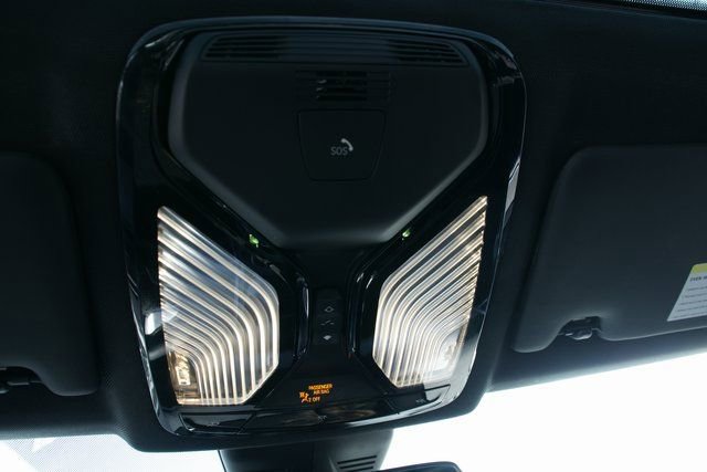 Used 2025 BMW 330i xDrive Sedan image 23