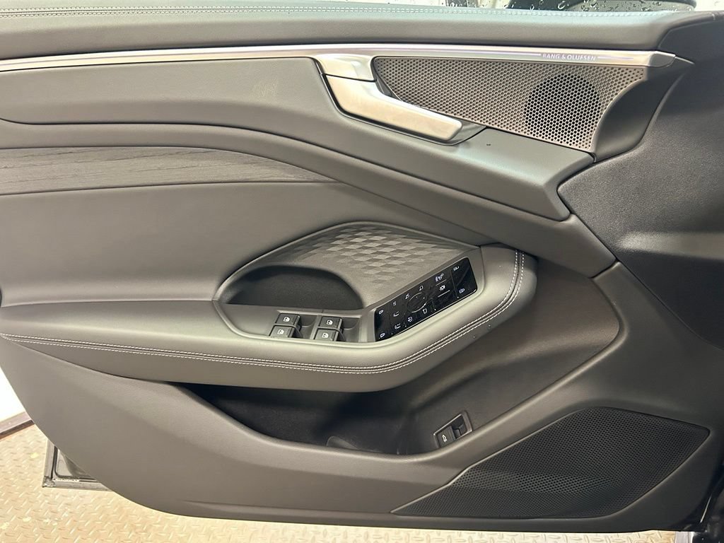 New 2026 Audi A6 Premium Plus AWD/4WD image 5