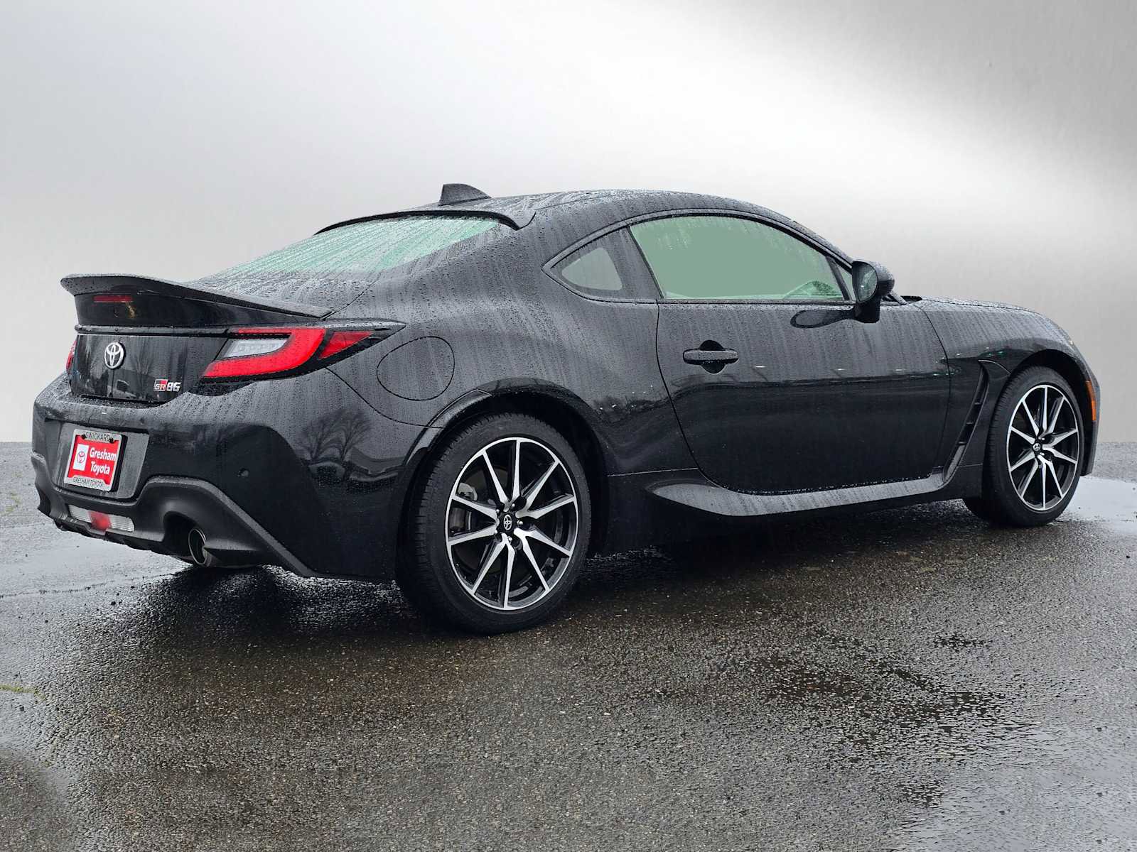 Used 2023 Toyota GR86 image 3