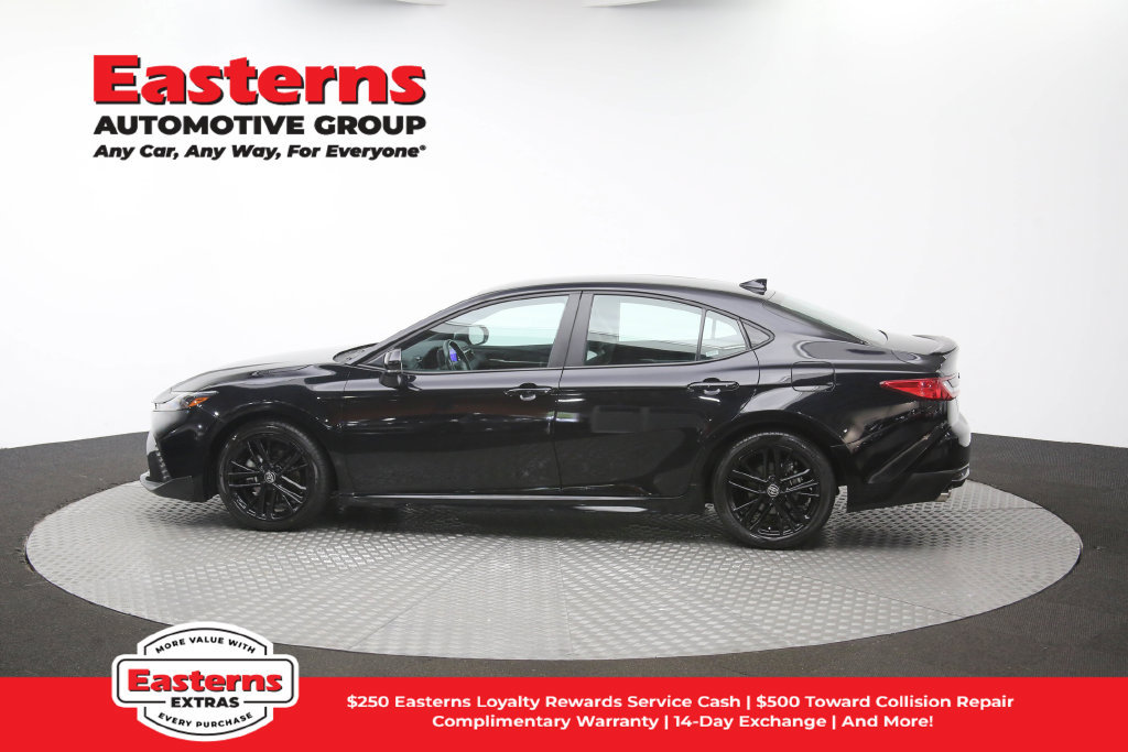 Used 2025 Toyota Camry SE FWD image 59
