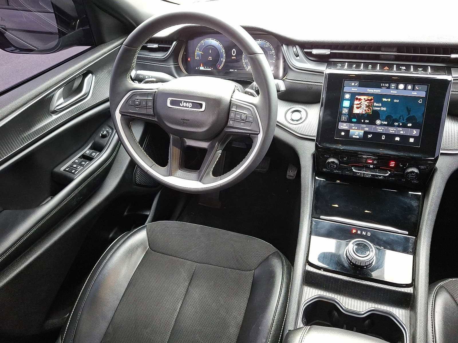 Used 2024 Jeep Grand Cherokee Altitude image 10