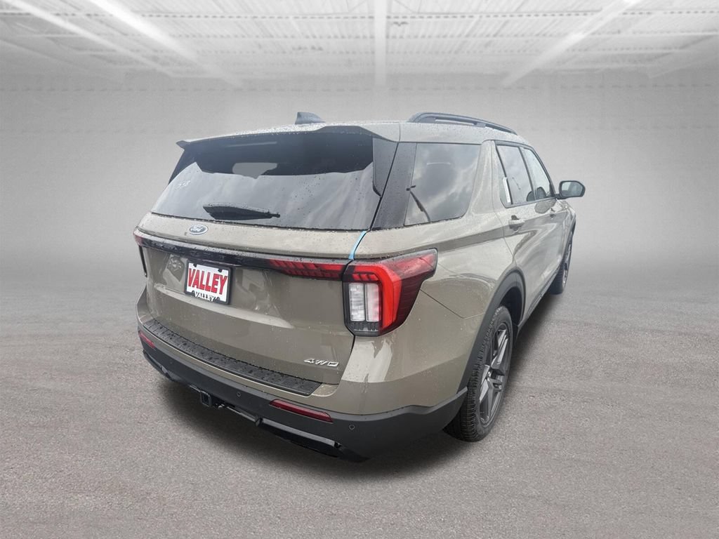 New 2026 Ford Explorer ST-Line AWD/4WD image 3