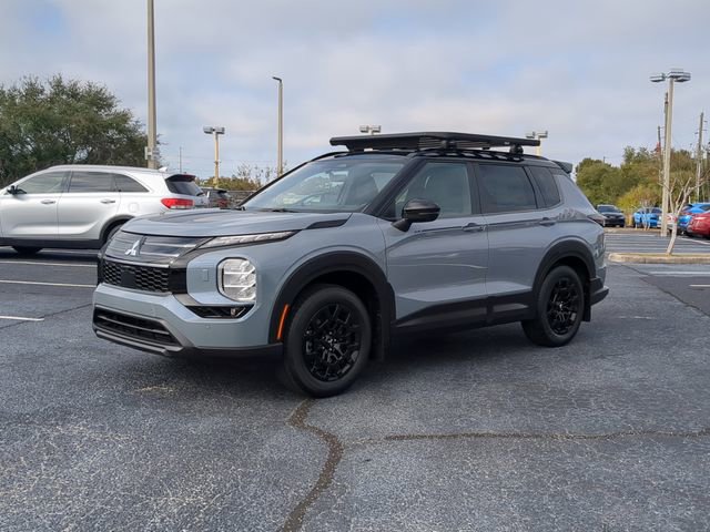 New 2025 Mitsubishi Outlander Trail Edition image 2