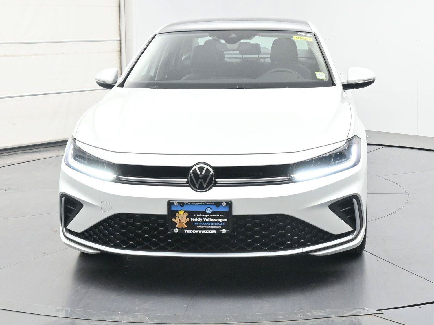 Certified 2026 Volkswagen Jetta SEL FWD image 24