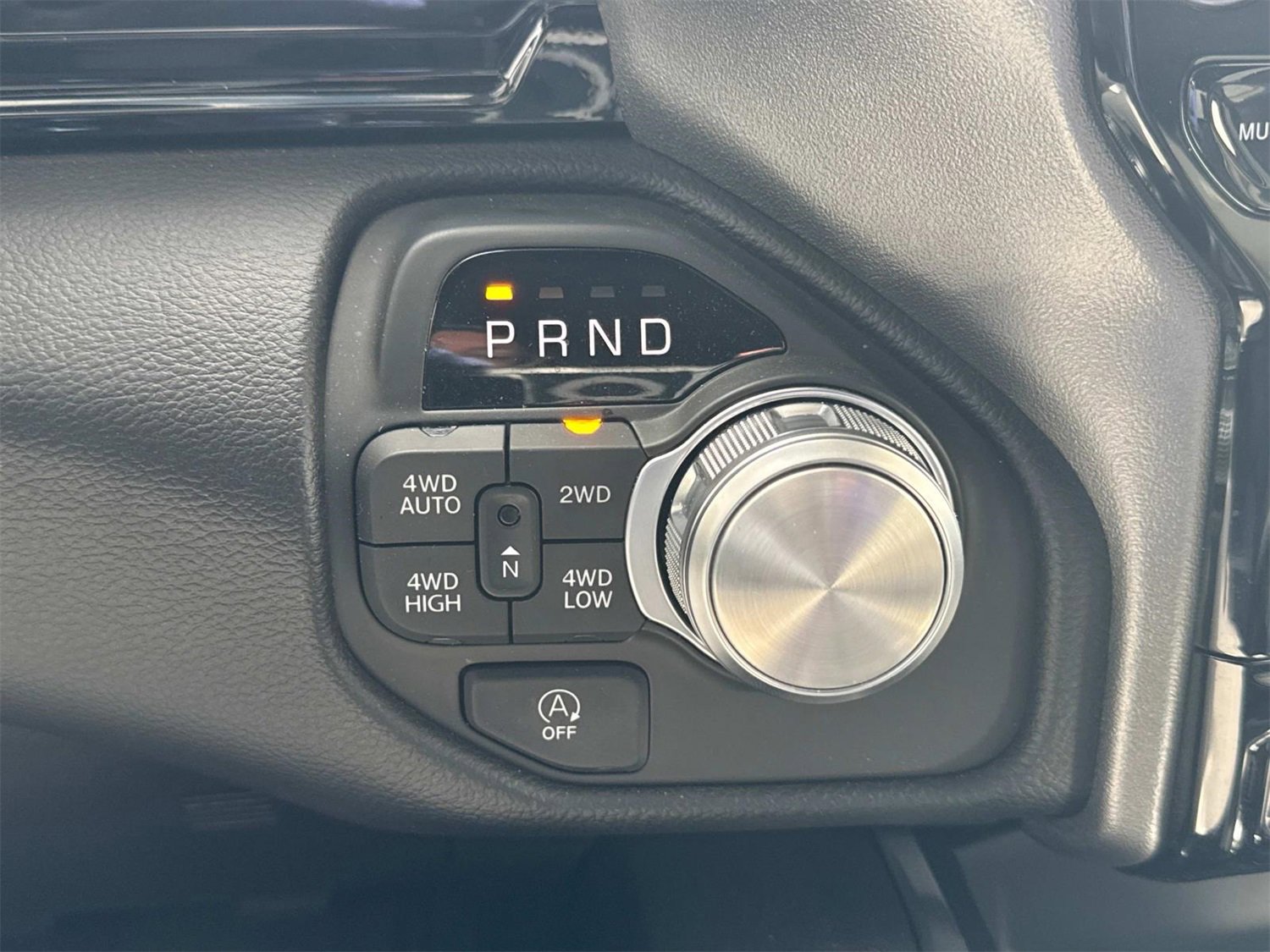 Used 2025 RAM 1500 Laramie w/ Night Edition image 38